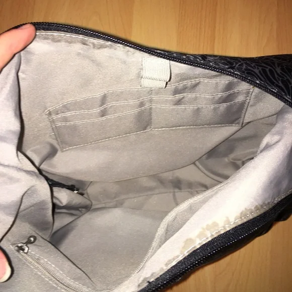 Baggallini Small Everywhere Bag-Midnight Blossom Print - Picture 11 of 16